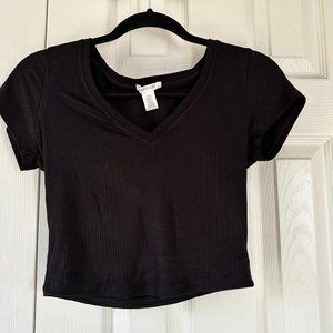 Short sleeve crop tops